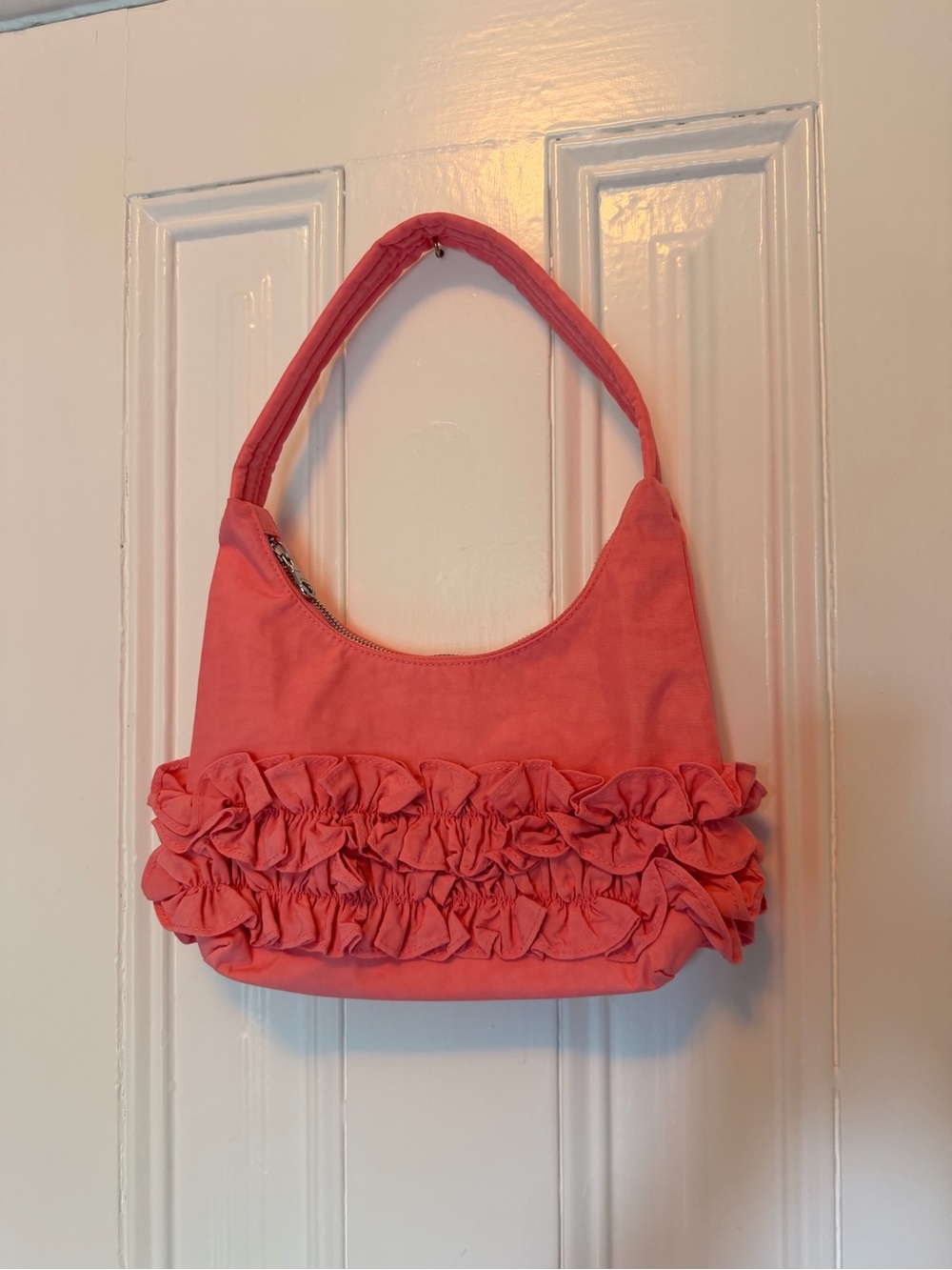 BAGGU Pink Ruffle Shoulder Bag - Picture 4 of 4